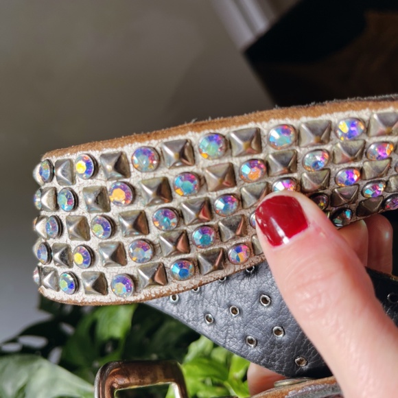 White leather and Swarovski rhinestone Hysteric Glamour belt from Japan - Picture 3 of 6